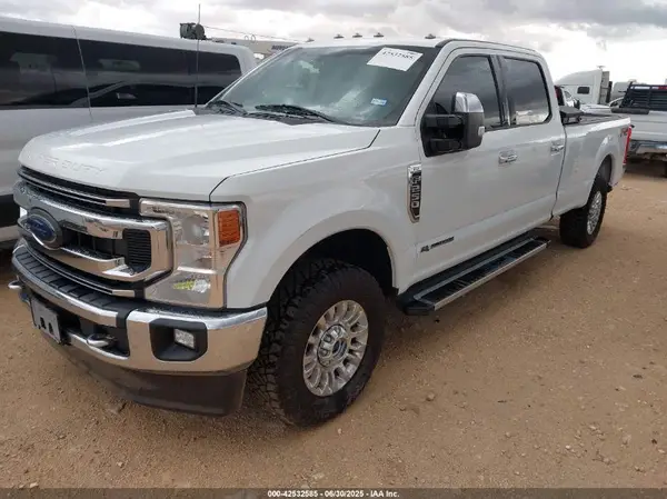 1FT8W2BT0NEE23806 2022 FORD F250 - Image 2