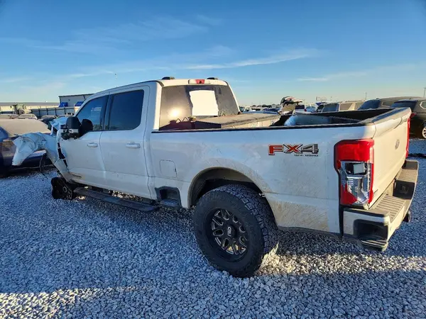 1FT8W2BT0REF20039 2024 FORD F250 - Image 2