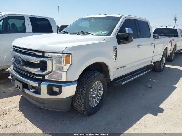 1FT8W2BT1NEE42767 2022 FORD F250 - Image 2