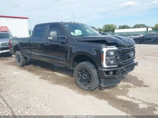 1FT8W2BT1REF75339 2024 FORD F250 - Image 1