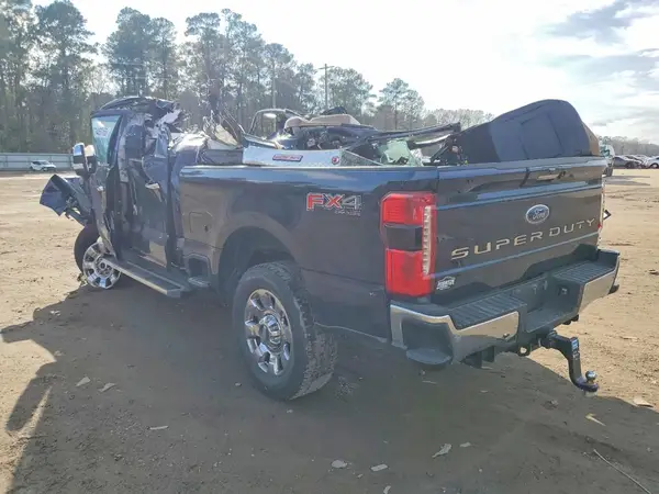 1FT8W2BT2PEC80134 2023 FORD F250 - Image 2