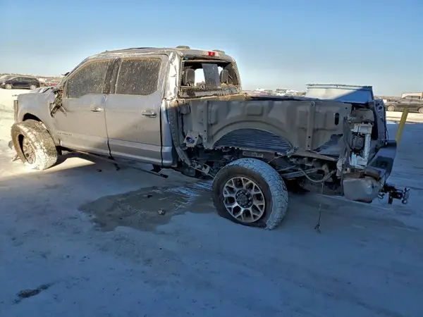 1FT8W2BT3NEC43719 2022 FORD F250 - Image 2