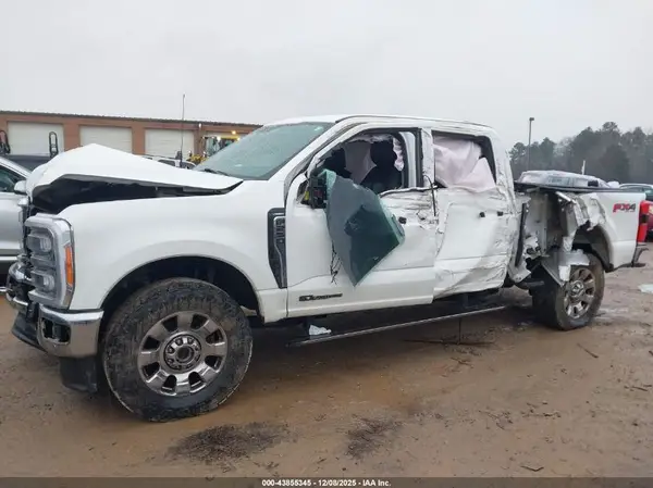 2023 FORD F250 auction photo 6