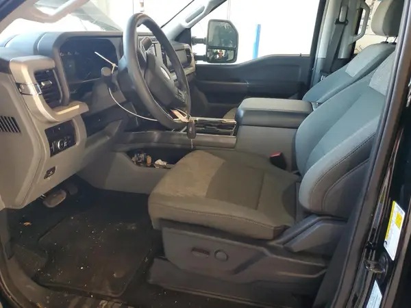 2023 FORD F250 auction photo 7
