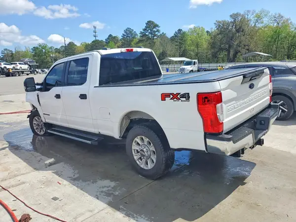 1FT8W2BT4NEF74423 2022 FORD F250 - Image 2