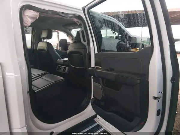 2023 FORD F250 auction photo 8