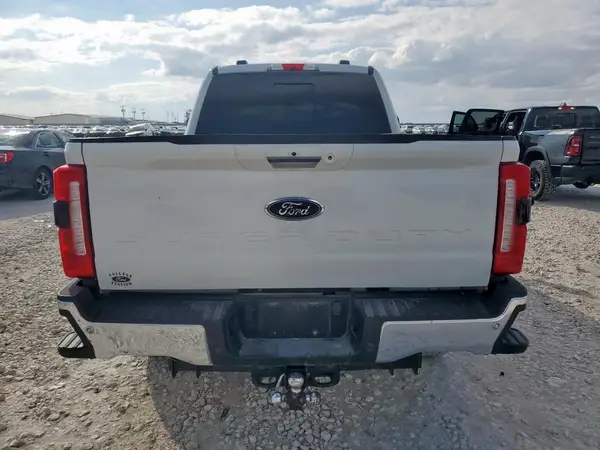 2023 FORD F250 auction photo 6