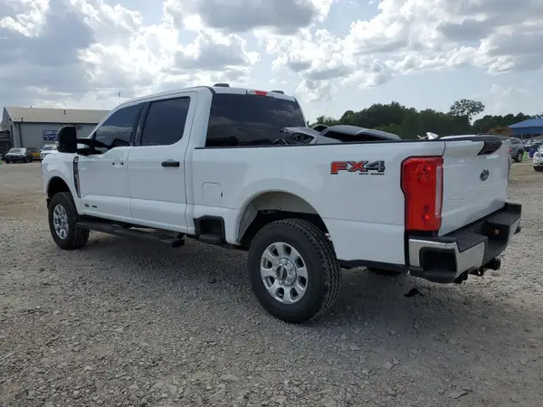 1FT8W2BT4REC22173 2024 FORD F250 - Image 2