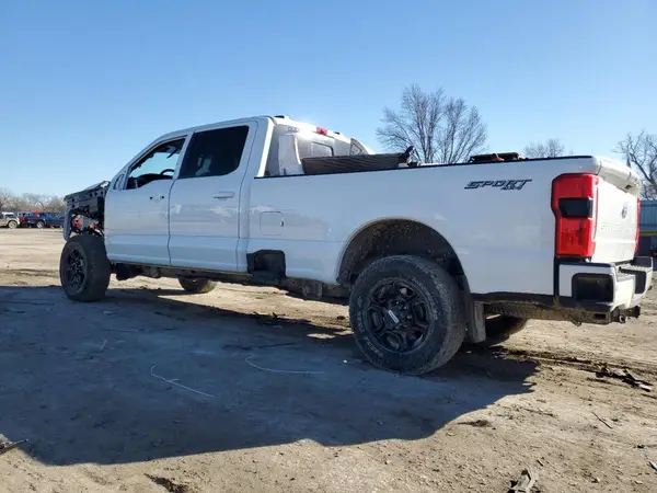 1FT8W2BT5REC65386 2024 FORD F250 - Image 2