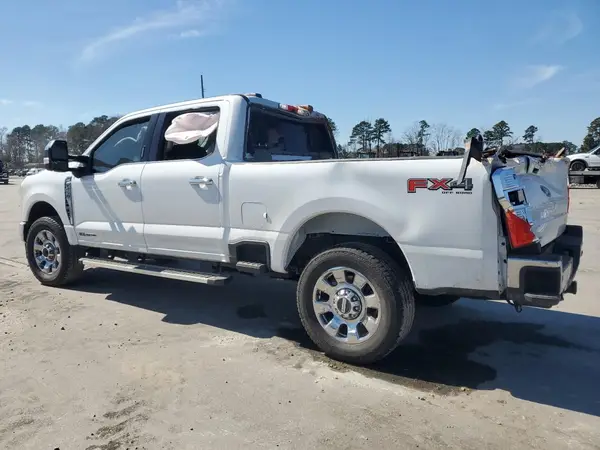 1FT8W2BT5RED70414 2024 FORD F250 - Image 2