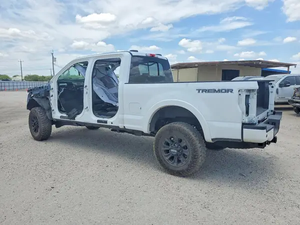 1FT8W2BT7NED04070 2022 FORD F250 - Image 2