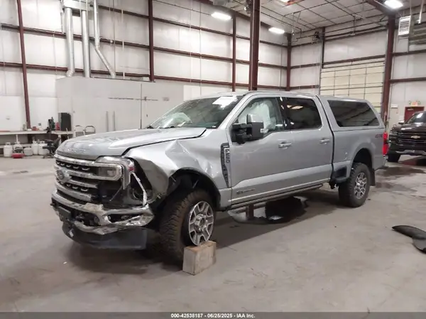 1FT8W2BT7PEC25016 2023 FORD F250 - Image 2