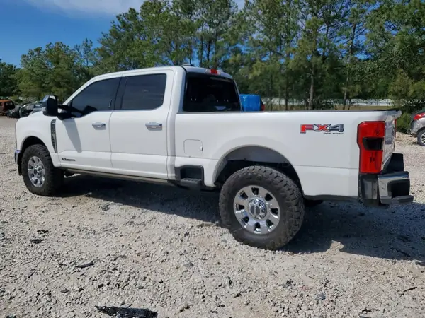 1FT8W2BT7PEC98872 2023 FORD F250 - Image 2