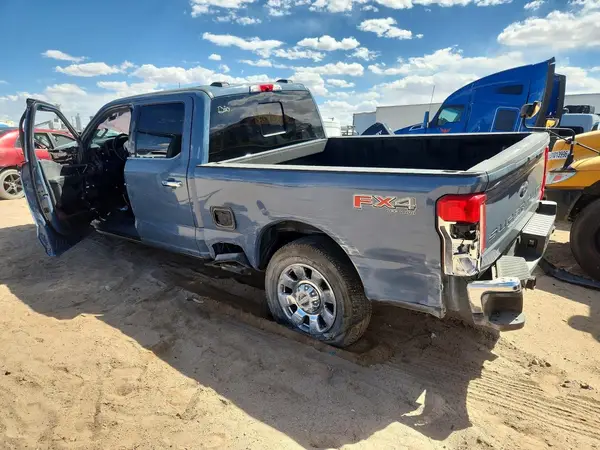 1FT8W2BT7PED40151 2023 FORD F250 - Image 2