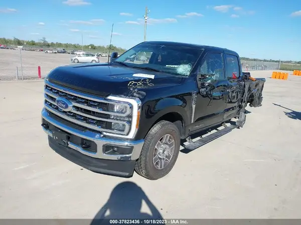 1FT8W2BT8PEC88075 2023 FORD F250 - Image 2