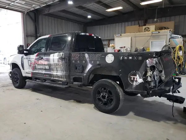 1FT8W2BT8REC65205 2024 FORD F250 - Image 2