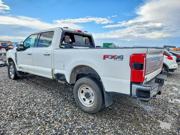 1FT8W2BT8RED91113 2024 FORD F250 - Image 2