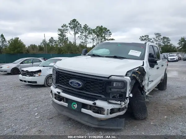 1FT8W2BT9PEE08191 2023 FORD F250 - Image 2