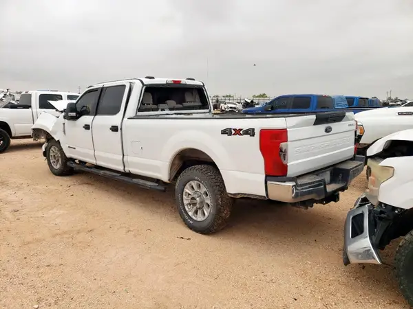 1FT8W2BTXNEF63992 2022 FORD F250 - Image 2