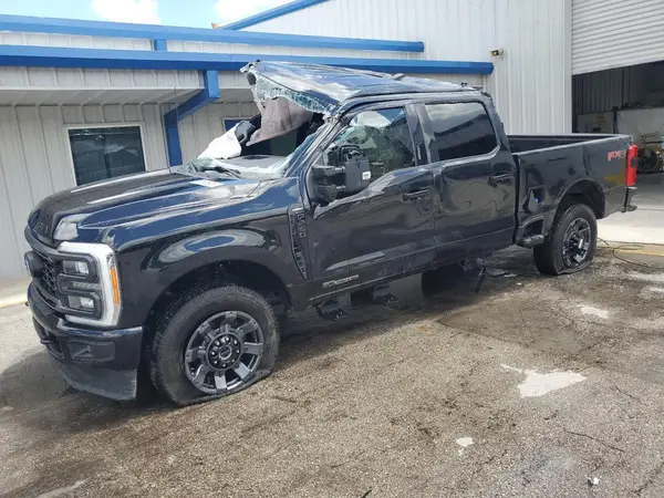 1FT8W2BTXPEE20155 2023 FORD F250 - Image 2
