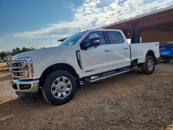 1FT8W2BTXSED18122 2025 FORD F250 - Image 1