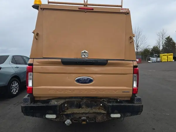 1FT8W3A60JEC83655 2018 FORD F350 - Image 2