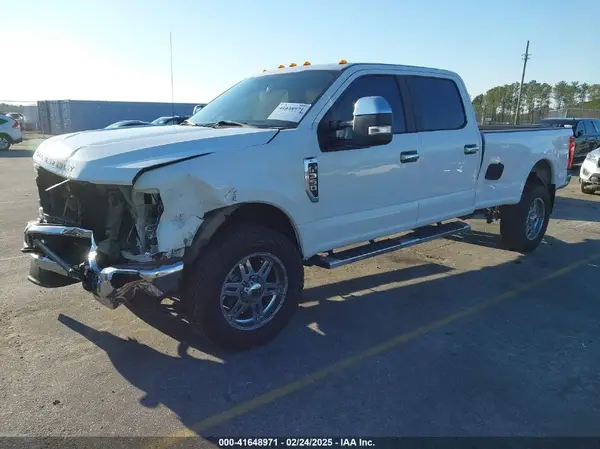 1FT8W3A68HEB32993 2017 FORD F350 - Image 2