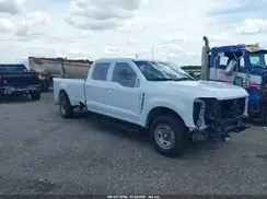 1FT8W3AAXPEC34685 2023 FORD F350