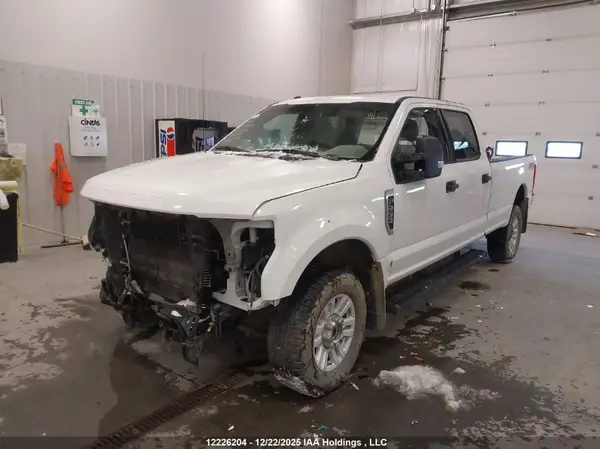 1FT8W3B60JEC01230 2018 FORD F350 - Image 2