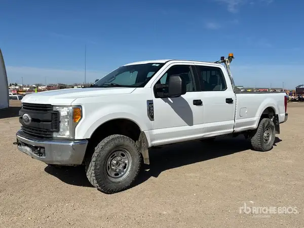 1FT8W3B63HEB42765 2017 FORD F350 - Image 1