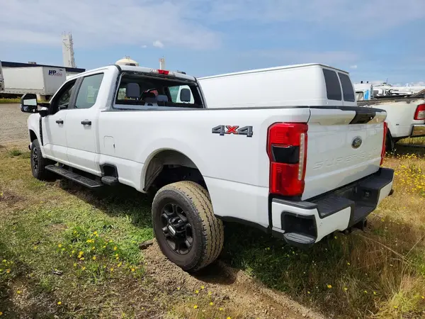 1FT8W3BA1PED44605 2023 FORD F350 - Image 2
