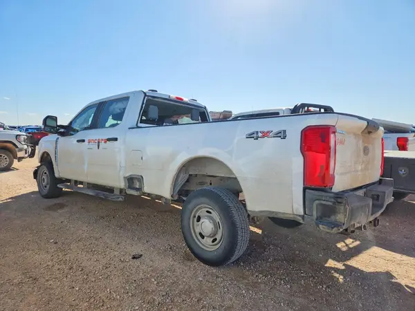 1FT8W3BA2REF11461 2024 FORD F350 - Image 2