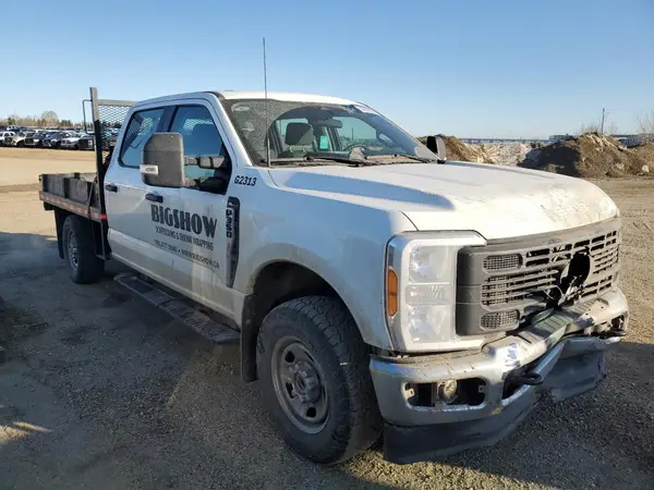 1FT8W3BA8PEC52861 2023 FORD F350 - Image 1