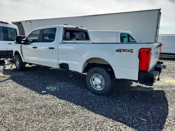 1FT8W3BAXPEE20922 2023 FORD F350 - Image 2