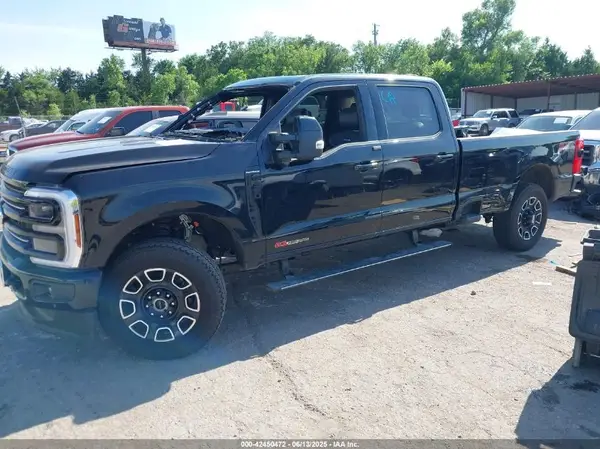 1FT8W3BM0SEC55417 2025 FORD F350 - Image 2