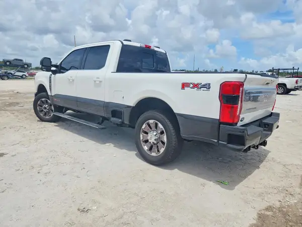 1FT8W3BM1SED99414 2025 FORD F350 - Image 2