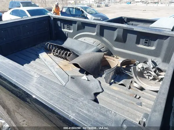 2024 FORD F350 IAAI lot 41582298 auction photo 6