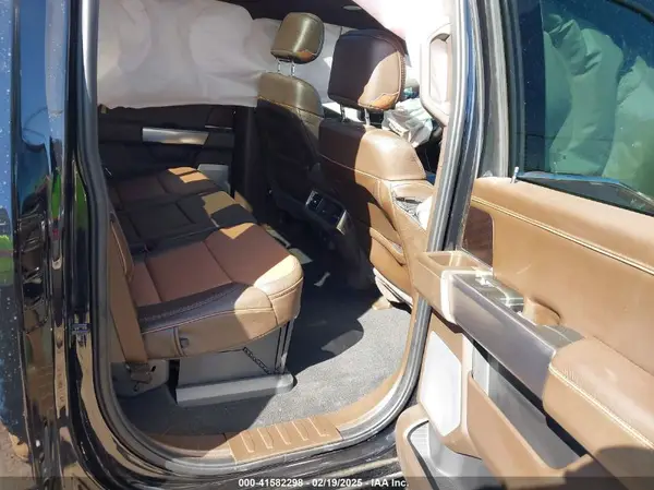 2024 FORD F350 IAAI lot 41582298 auction photo 7