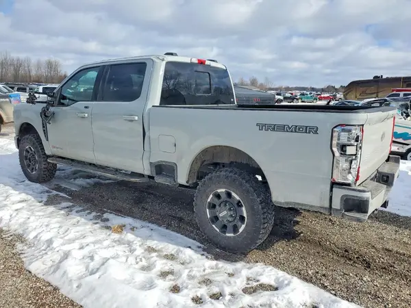 1FT8W3BM2SEC21768 2025 FORD F350 - Image 2