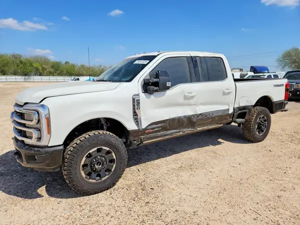 1FT8W3BM5SED39359 2025 FORD F350 - Image 1