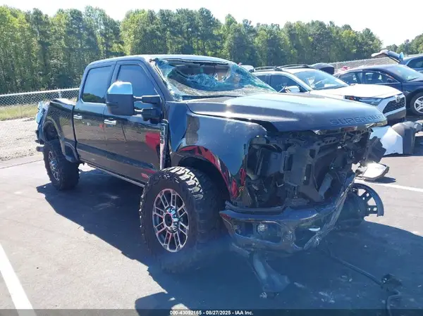 1FT8W3BM7REE21104 2024 FORD F350 - Image 1
