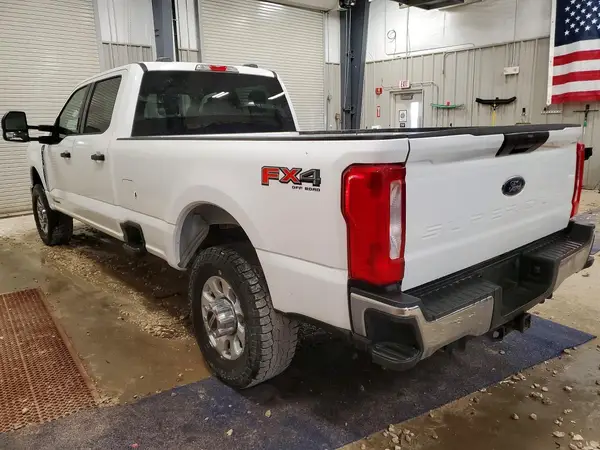1FT8W3BM8RED42380 2024 FORD F350 - Image 2