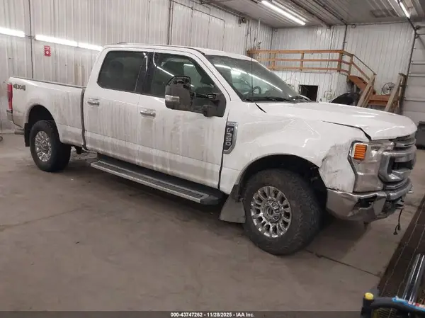 1FT8W3BN4NEE86673 2022 FORD F350 - Image 1