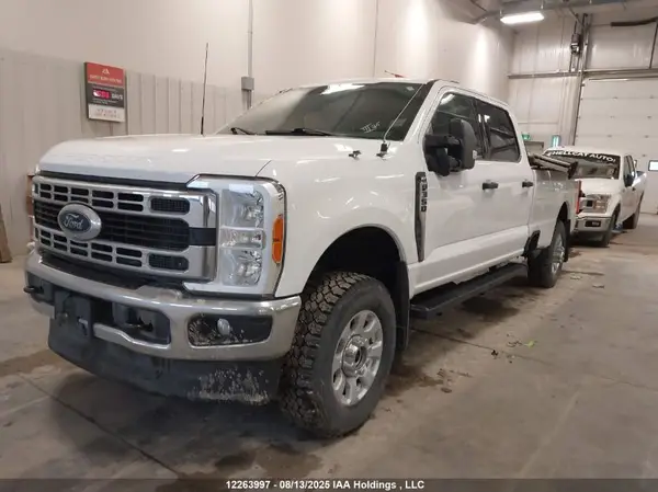 1FT8W3BN5PEC38581 2023 FORD F350 - Image 2