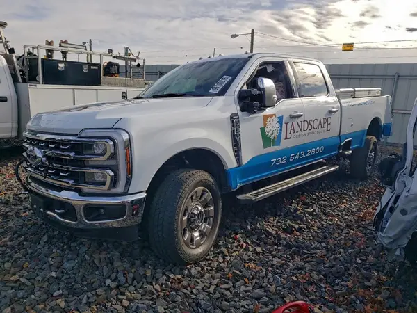 1FT8W3BN9REE37877 2024 FORD F350 - Image 1