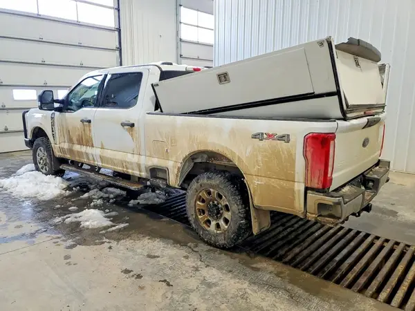 1FT8W3BNXPED73233 2023 FORD F350 - Image 2