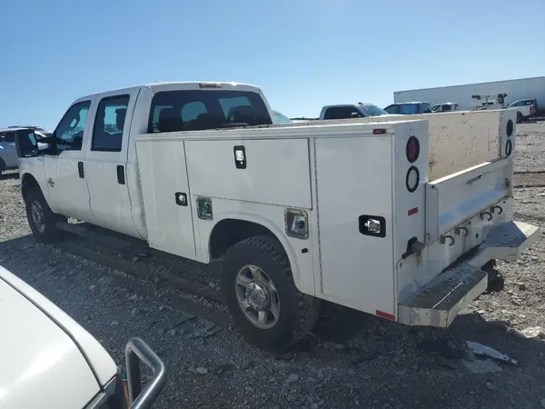 1FT8W3BT0GEC69557 2016 FORD F350 - Image 2