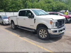 1FT8W3BT0HEF45463 2017 FORD F350