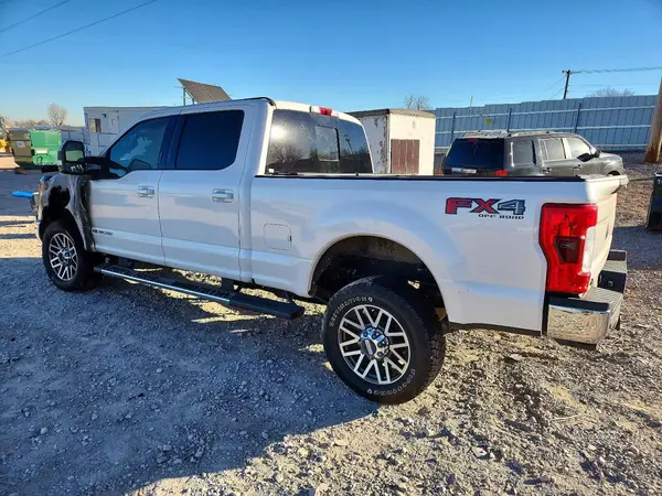 1FT8W3BT0JEB21173 2018 FORD F350 - Image 2