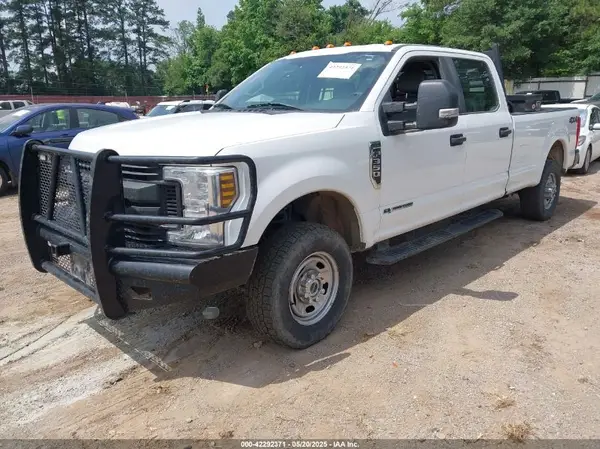 1FT8W3BT0KEE91041 2019 FORD F350 - Image 2